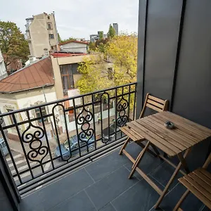 Cozy & Comfortable Apartment, Cismigiu Park - Pop7 Bucharest